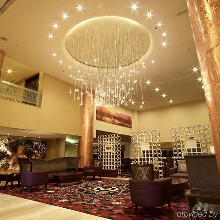 Swiss-Belhotel Ambon Extérieur photo