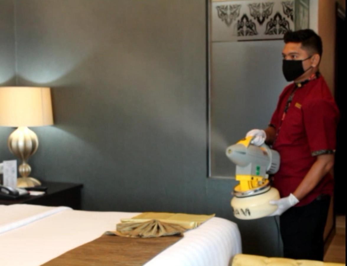 Swiss-Belhotel Ambon Extérieur photo