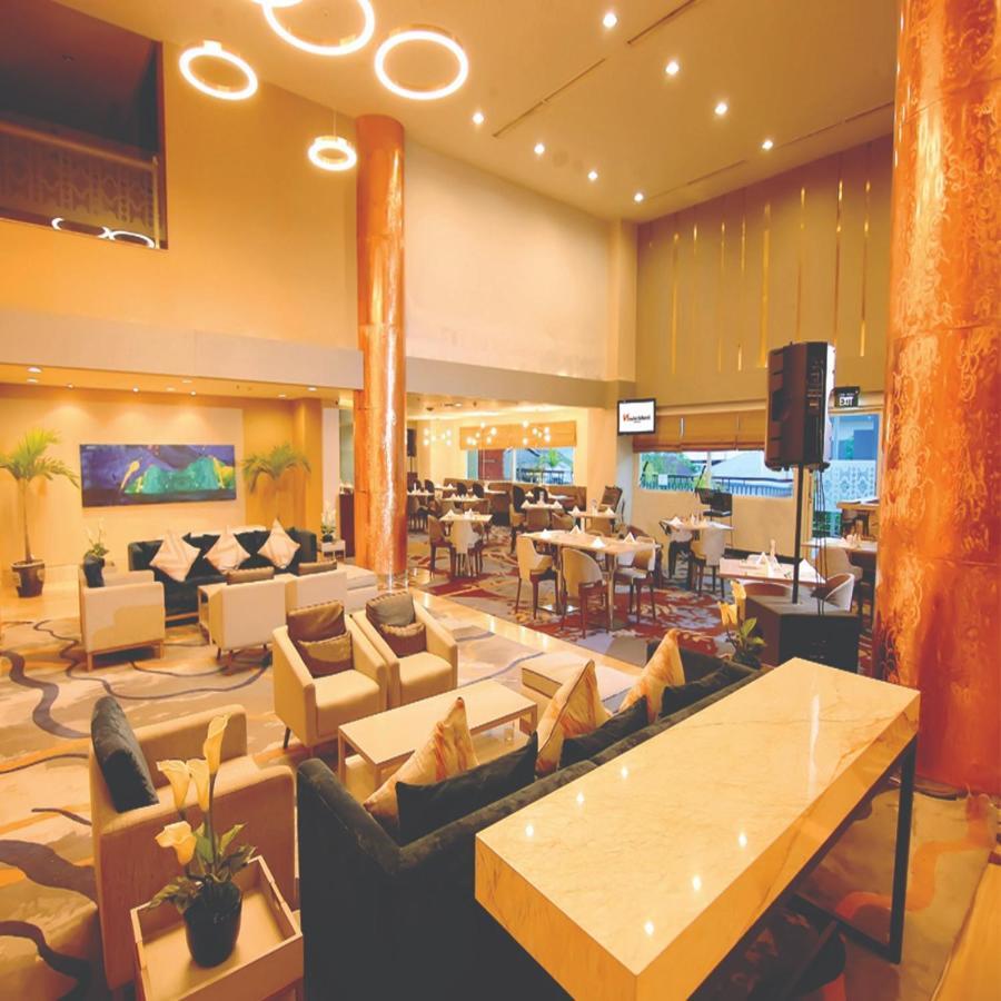 Swiss-Belhotel Ambon Extérieur photo