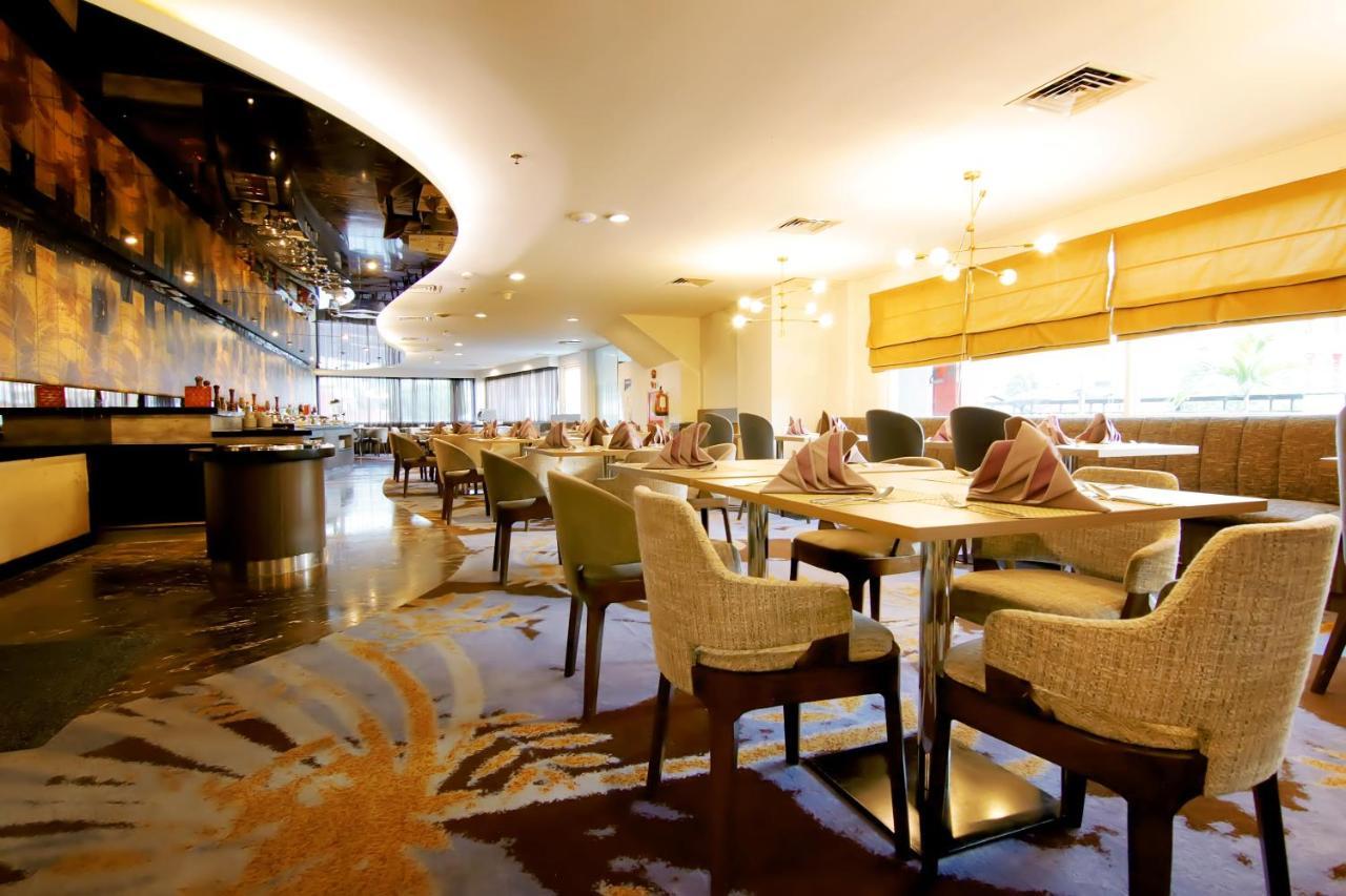 Swiss-Belhotel Ambon Extérieur photo
