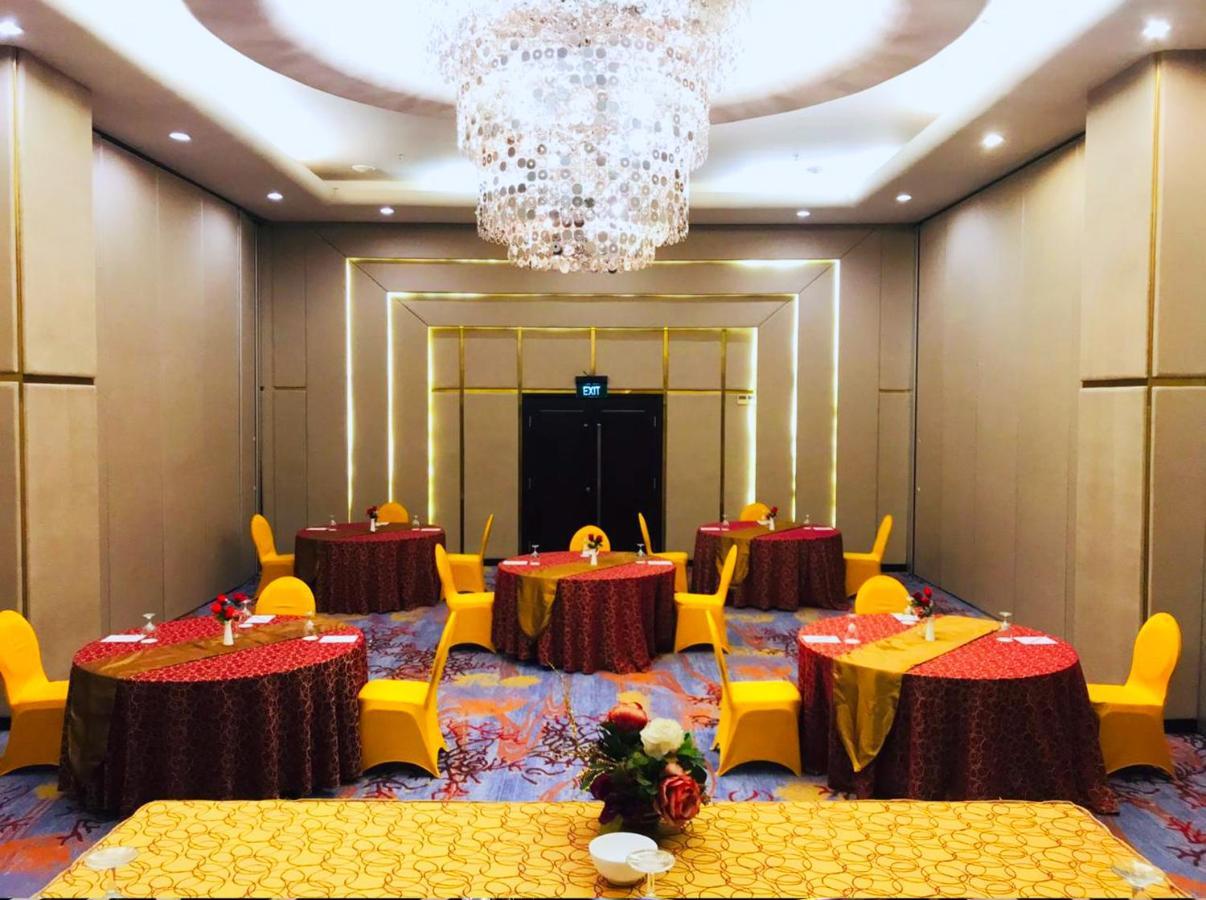 Swiss-Belhotel Ambon Extérieur photo