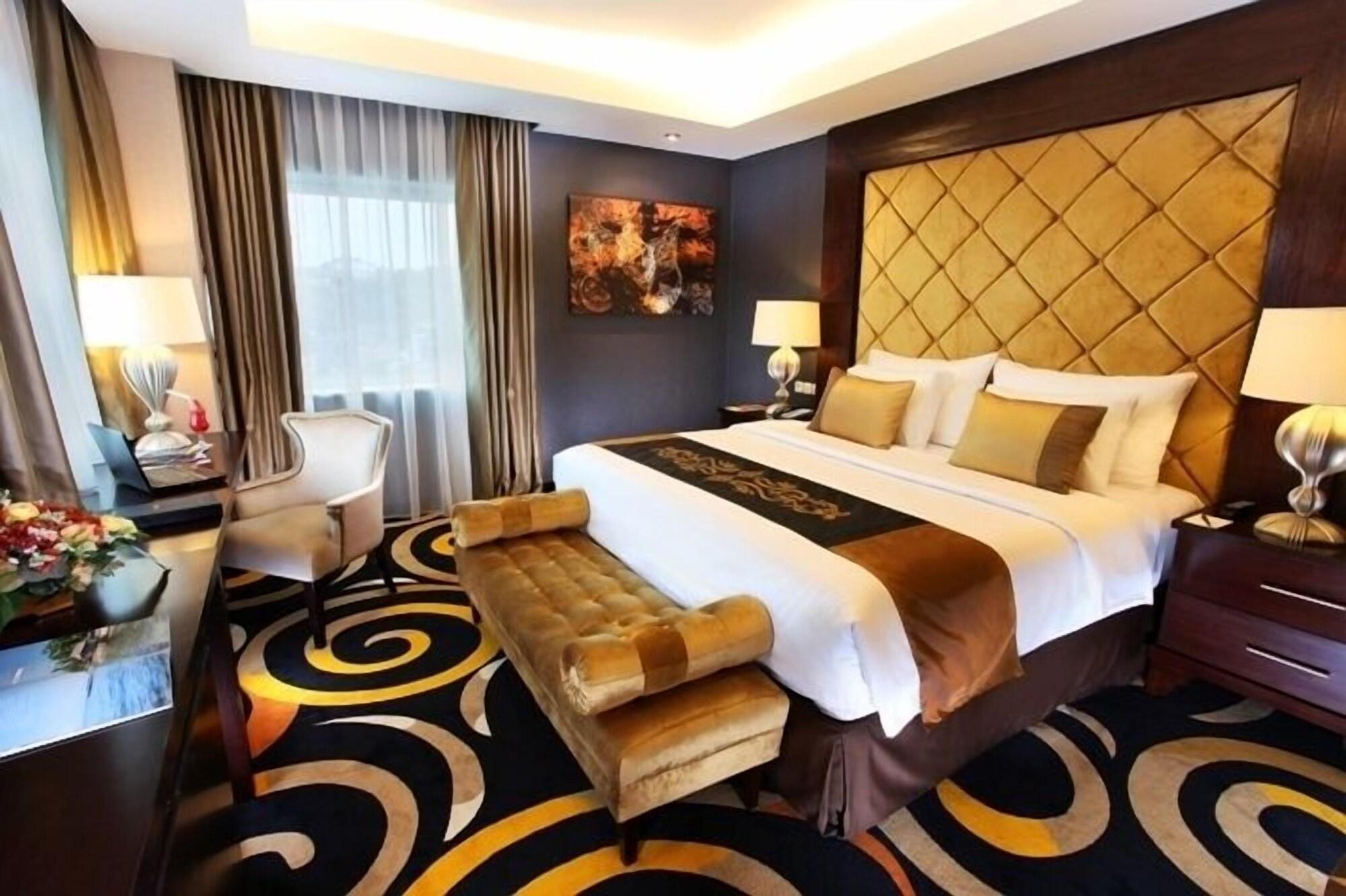 Swiss-Belhotel Ambon Extérieur photo