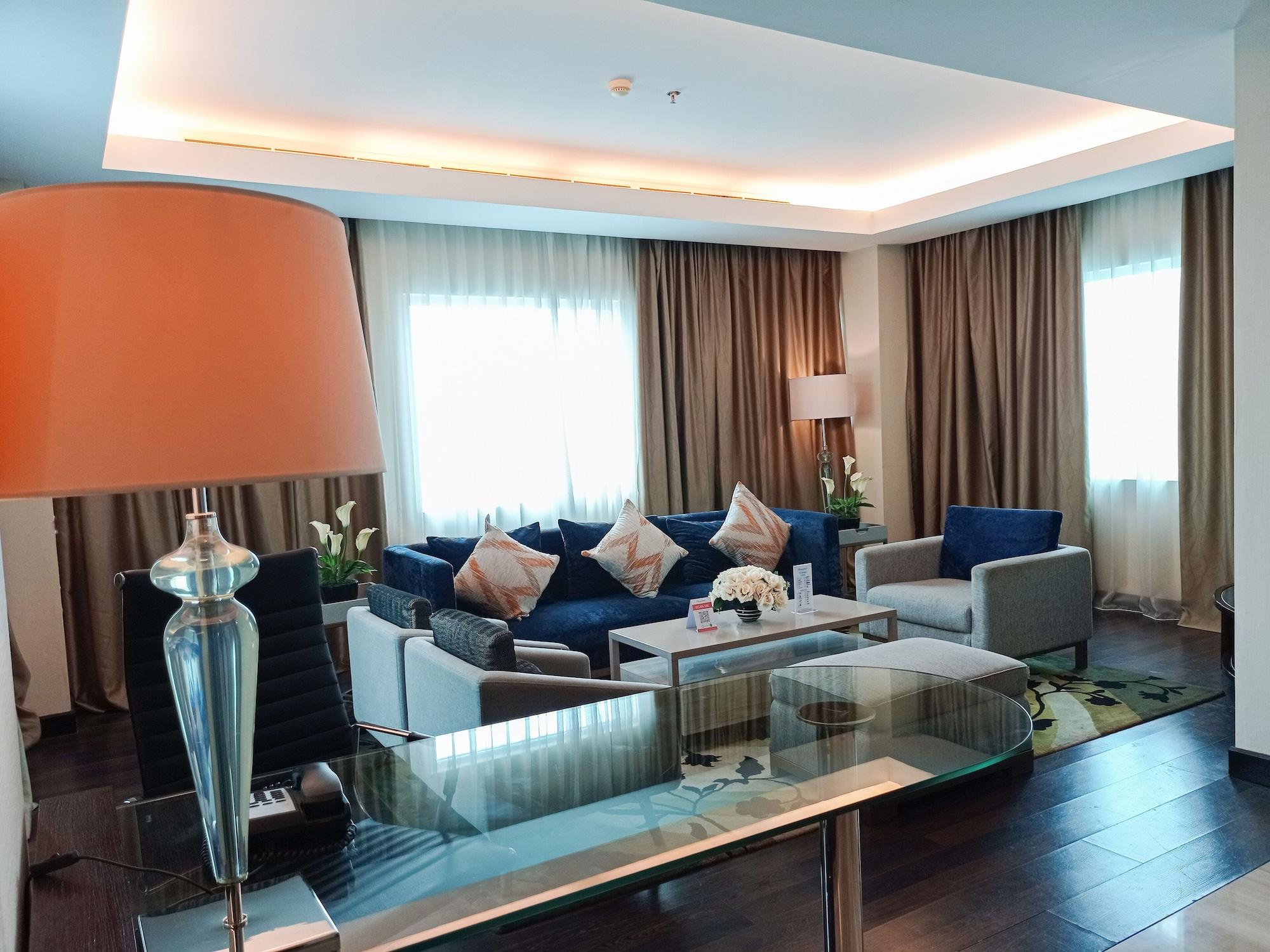 Swiss-Belhotel Ambon Extérieur photo