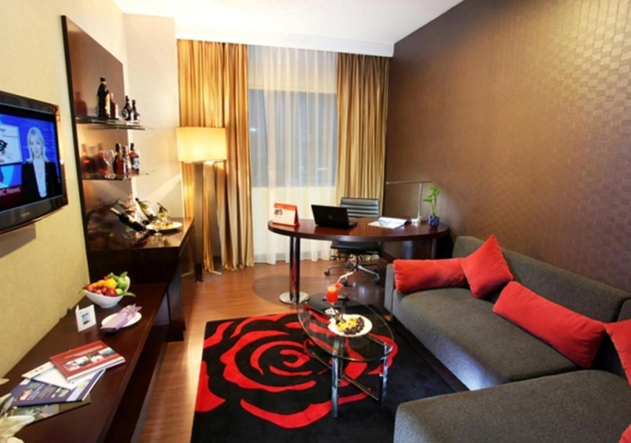 Swiss-Belhotel Ambon Extérieur photo