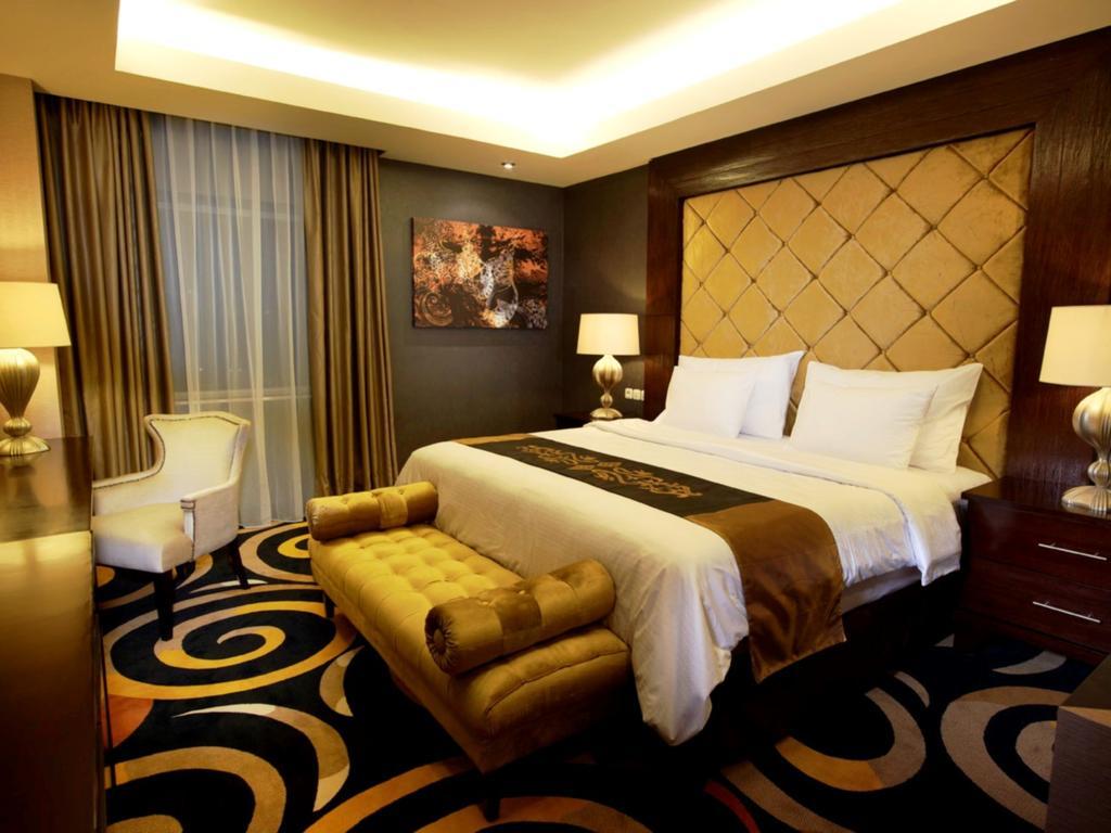 Swiss-Belhotel Ambon Extérieur photo
