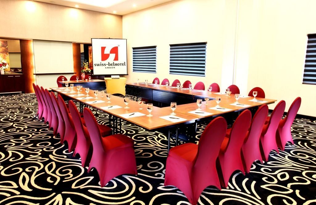 Swiss-Belhotel Ambon Extérieur photo